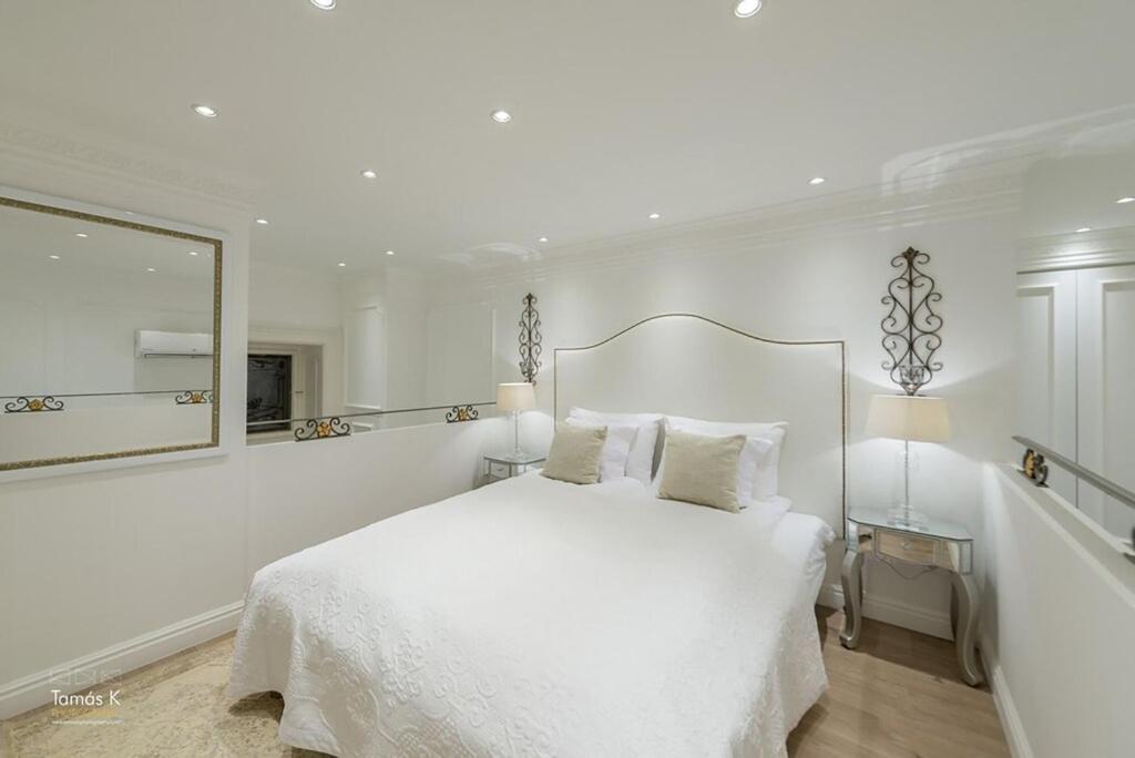 Bpr The Golden Astoria With Balcony And A/C Apartment บูดาเปสต์ ภายนอก รูปภาพ