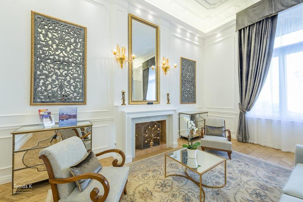 Bpr The Golden Astoria With Balcony And A/C Apartment บูดาเปสต์ ภายนอก รูปภาพ